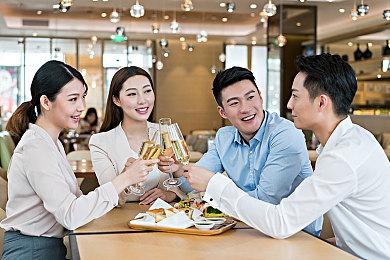 已经赢了？ 分析师称“自动购买”习惯将帮助《黑色行动7》打败《战地6》